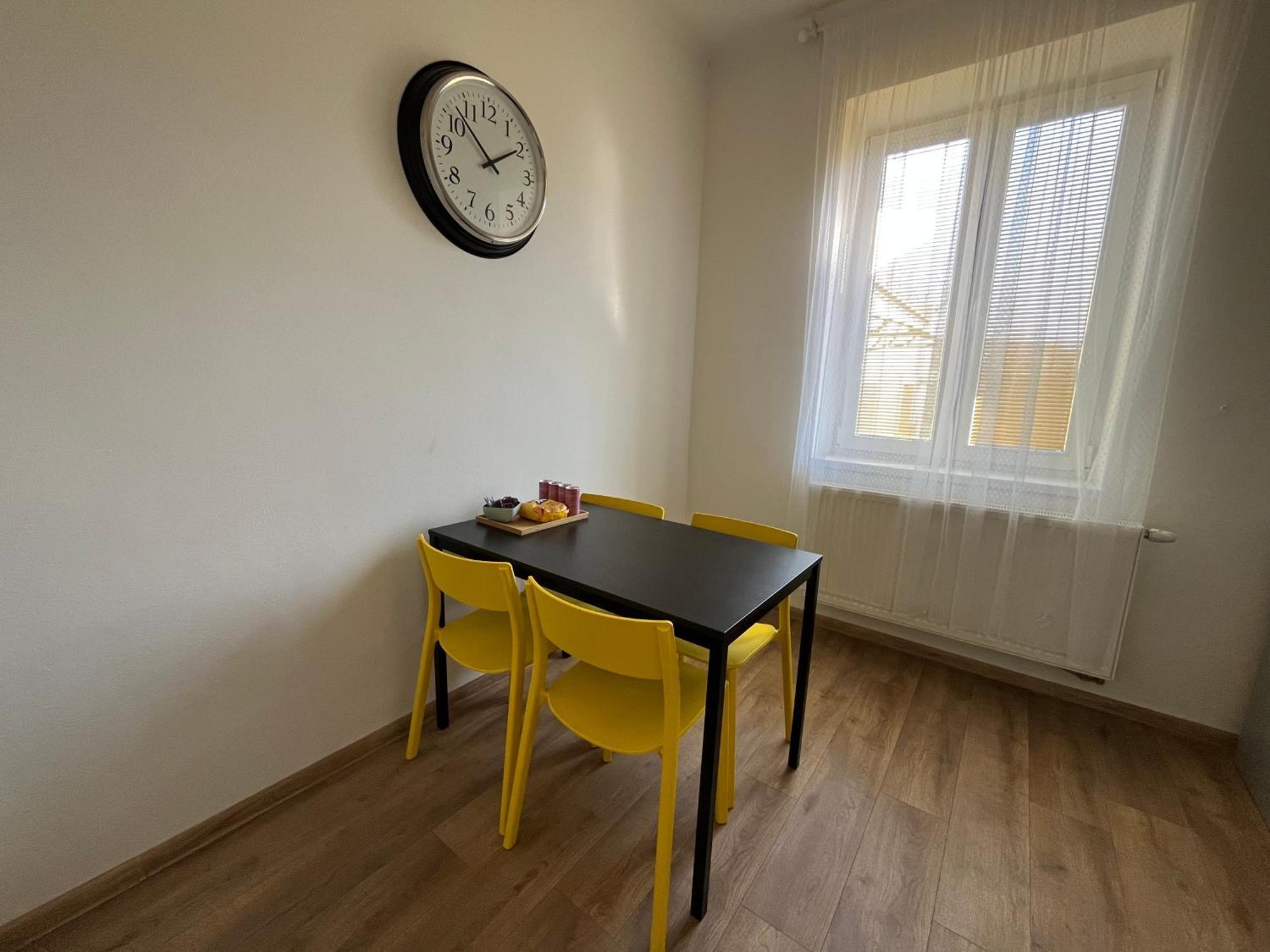 Apartments Trenčín Eksteriør billede