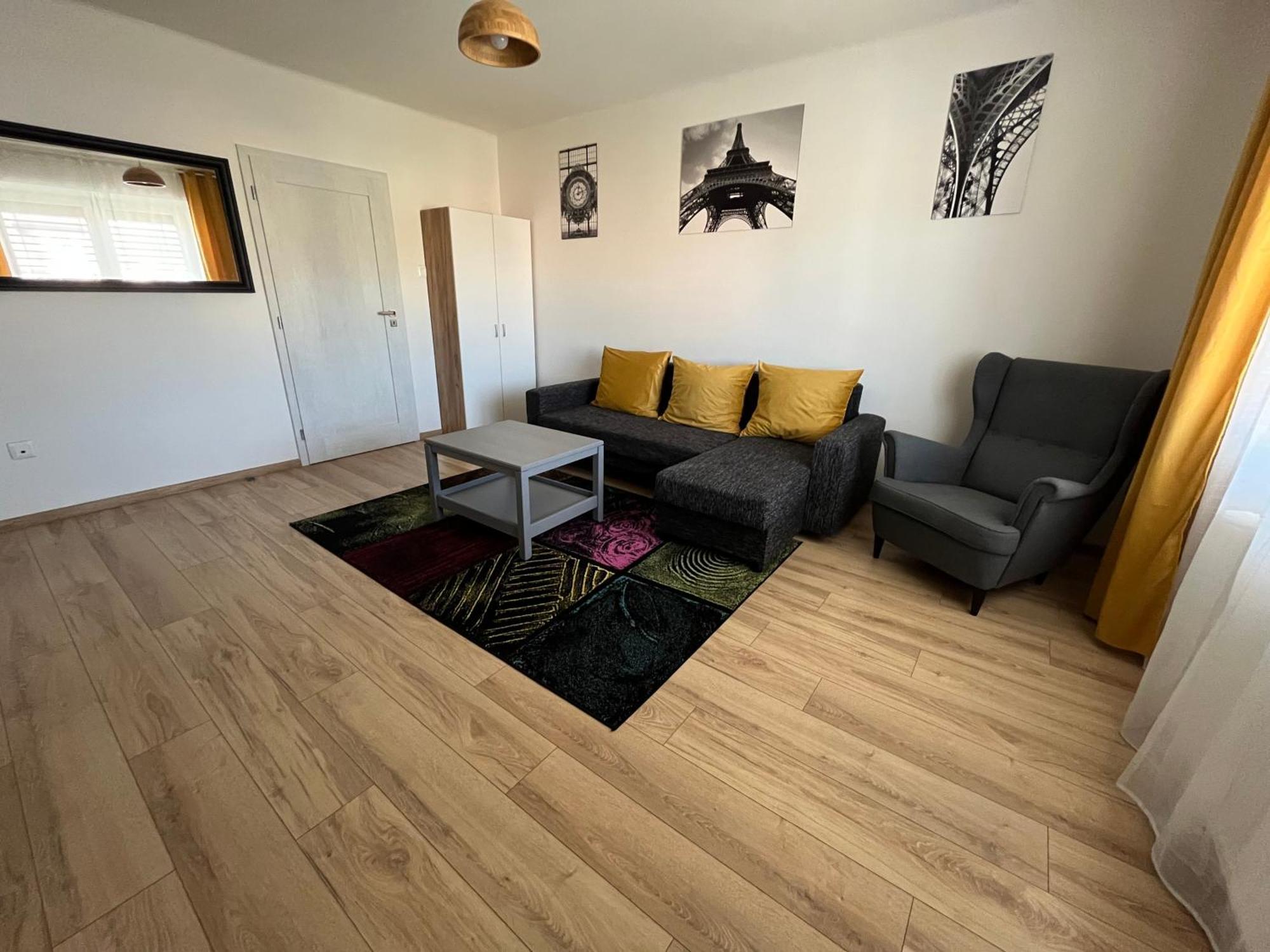 Apartments Trenčín Eksteriør billede